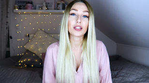 Jessica unterhält andere Menschen gerne Jessica unterhält andere Menschen gerne