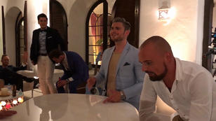 Die Bachelorette-Boys singen ein Ständchen für Jessica Die Bachelorette-Boys singen ein Ständchen für Jessica