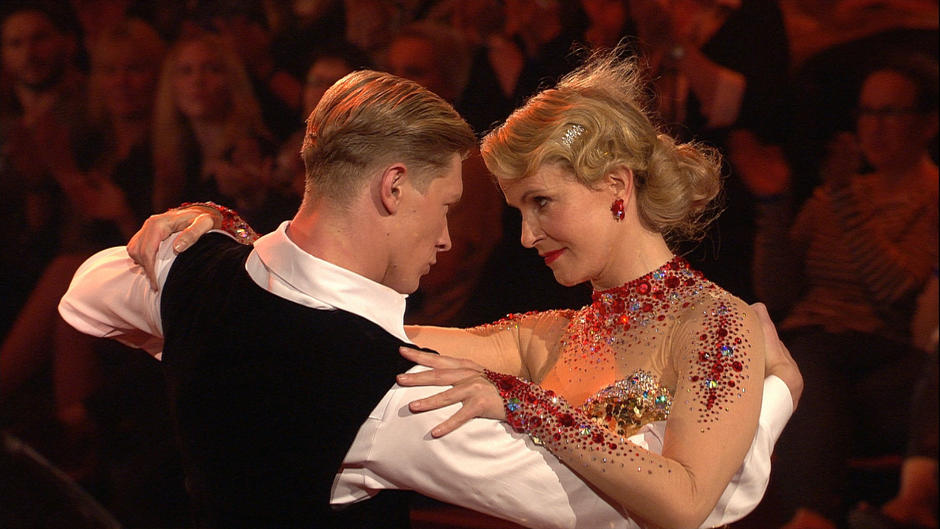 Llambi lobt Katja und Paul für den Tango Llambi lobt Katja und Paul für den Tango