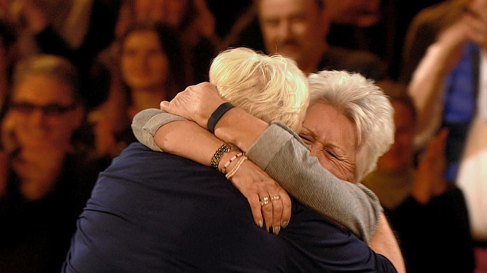 490.160 Euro für Christina und Katharina 490.160 Euro für Christina und Katharina