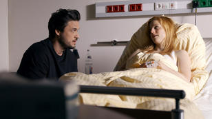 Sagt Jakob Elli, dass er mit Saskia zusammen ist? Sagt Jakob Elli, dass er mit Saskia zusammen ist?