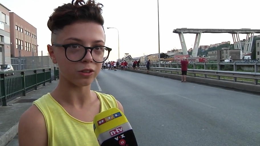 Augenzeugen berichten vom schrecklichen Brücken-Drama. Augenzeugen berichten vom schrecklichen Brücken-Drama.