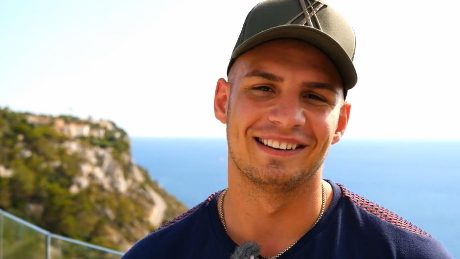 Auf diese Girls steht Pietro Lombardi Auf diese Girls steht Pietro Lombardi