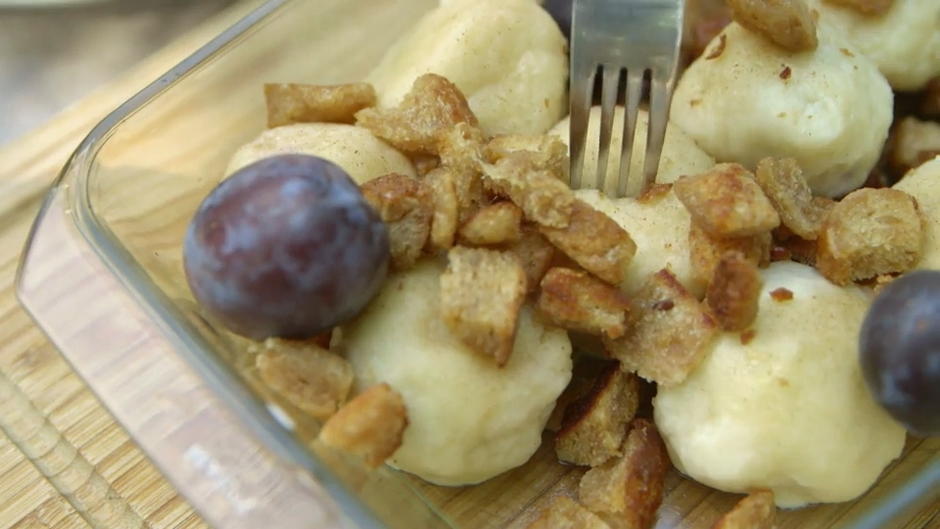 Zwetschgenknödel selber machen - so einfach geht's Zwetschgenknödel selber machen - so einfach geht's