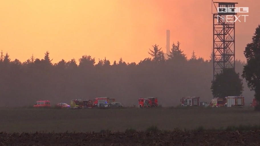 Katastrophenalarm im Emsland: Moorbrand neu angefacht Katastrophenalarm im Emsland: Moorbrand neu angefacht