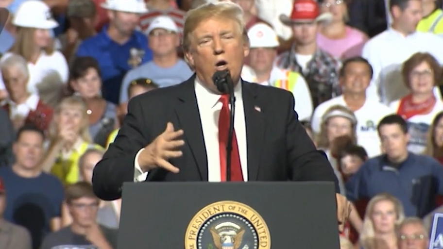 Aufgeheizte Stimmung im Land: Trump kritisiert Medien Aufgeheizte Stimmung im Land: Trump kritisiert Medien
