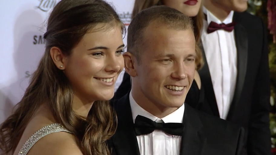 Fabian Hambüchen: Red-Carpet-Debüt mit seiner neuen Freundin Fabian Hambüchen: Red-Carpet-Debüt mit seiner neuen Freundin