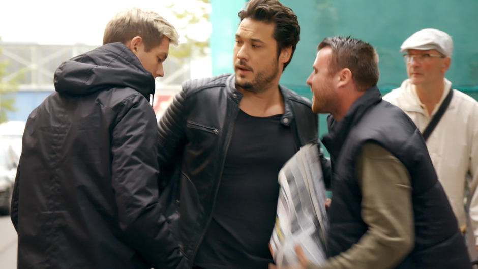 Was wollen diese Typen von Jakob? Was wollen diese Typen von Jakob?