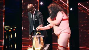 Der Goldene Buzzer für die Bauchrolle? Der Goldene Buzzer für die Bauchrolle?