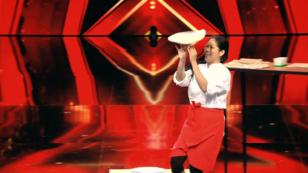 Tanzen mit Pizzateig? Seht selbst Tanzen mit Pizzateig? Seht selbst