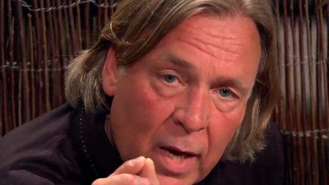 Für Thomas verfolgt Willi einen "eiskalten Plan" Für Thomas verfolgt Willi einen "eiskalten Plan"