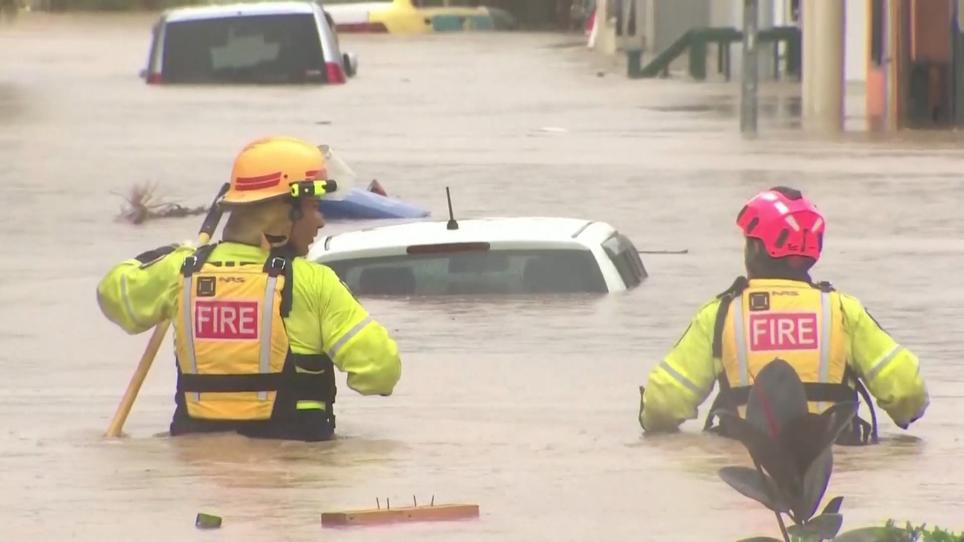 Flutkatstrophe durch Starkregen Heftige Überflutungen in Auckland in