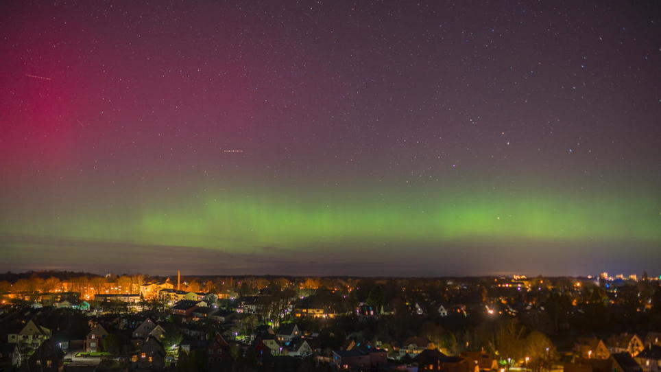 Polarlichter Ber Deutschland Spektakul Res Video Aus Kiel Rtl News