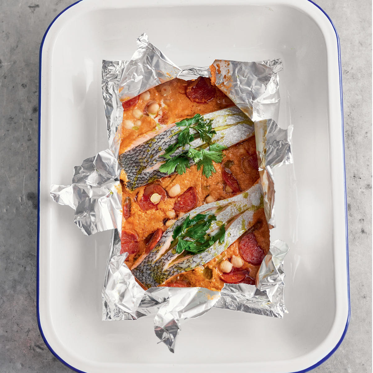 Lachs im Folienpaket Rezept Jamie Oliver Geniale One Pot Gerichte