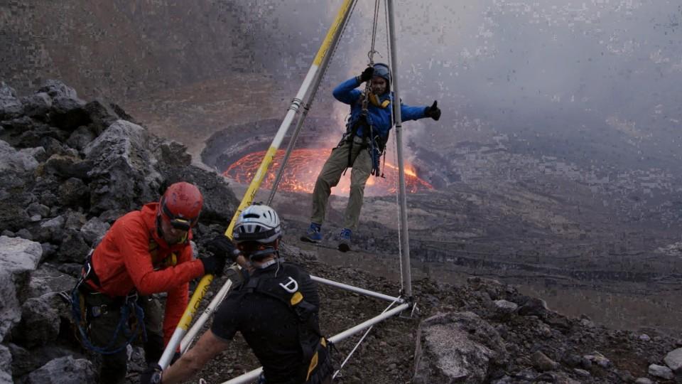 Abstieg ins Feuer - Die Vulkanexpedition