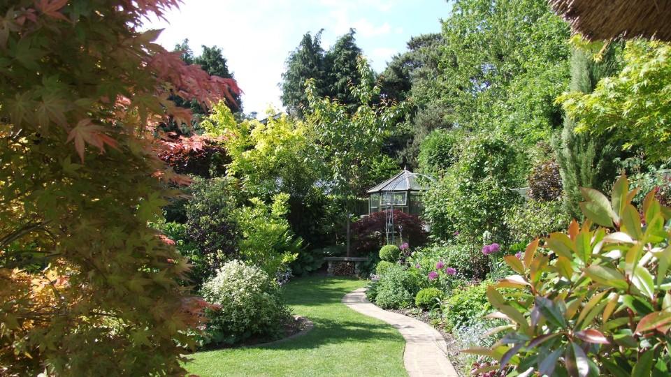Alan Titchmarsh - Love your Home & Garden