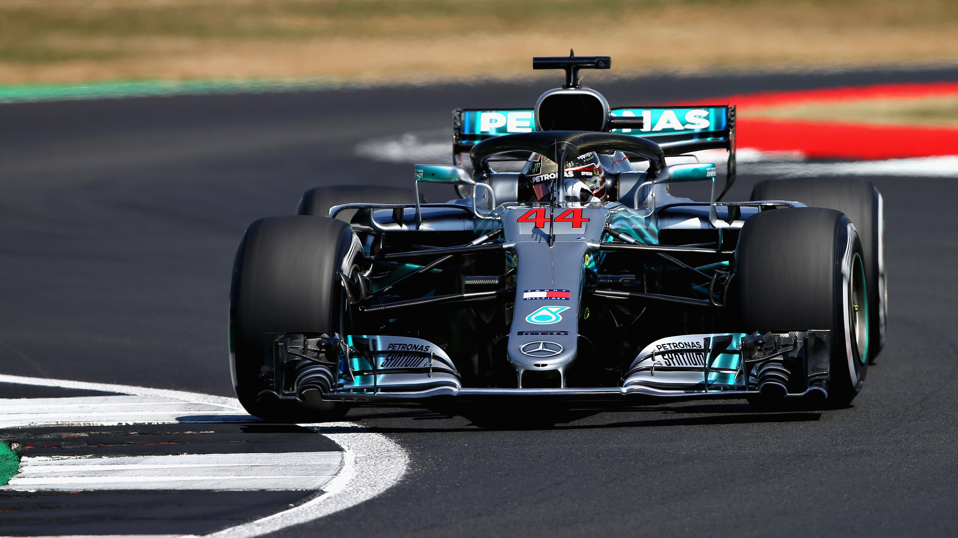 GroßbritannienGP Lewis Hamilton mit Bestzeit Sebastian Vettel im