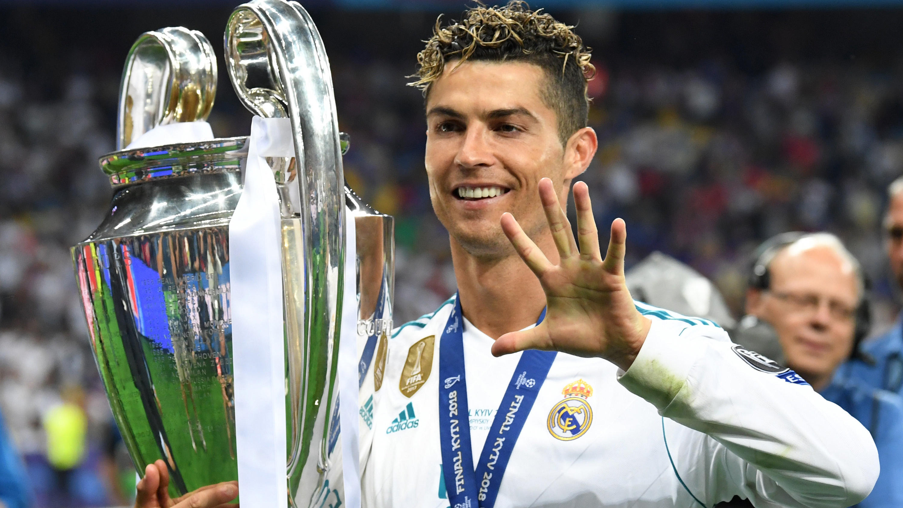  Mega  Wechsel von Cristiano Ronaldo  zu Juventus Turin perfekt