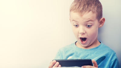 Smartphone für Kinder: Ab welchem Alter darf mein Kind ein ...