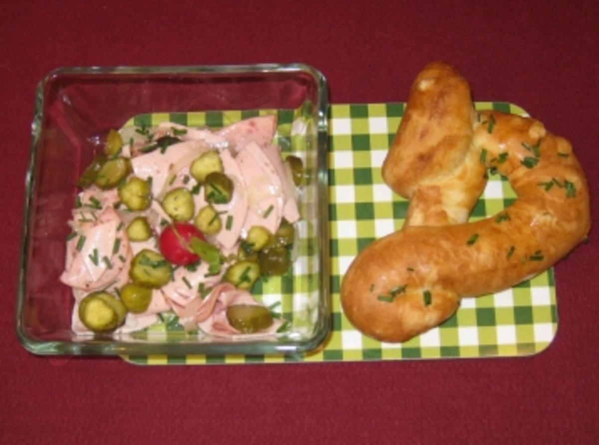 Laugengebäck und Wurstsalat - Bayerische MundART