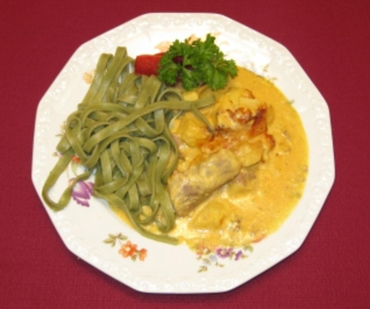Filet-Apfel-Topf mit grünen Bandnudeln