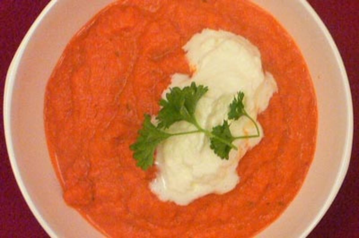 Krabbenrahmsuppe mit Buttercroûtons