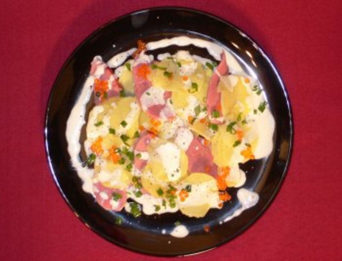 Kartoffelcarpaccio mit geräucherter Entenbrust und Forellenkaviar