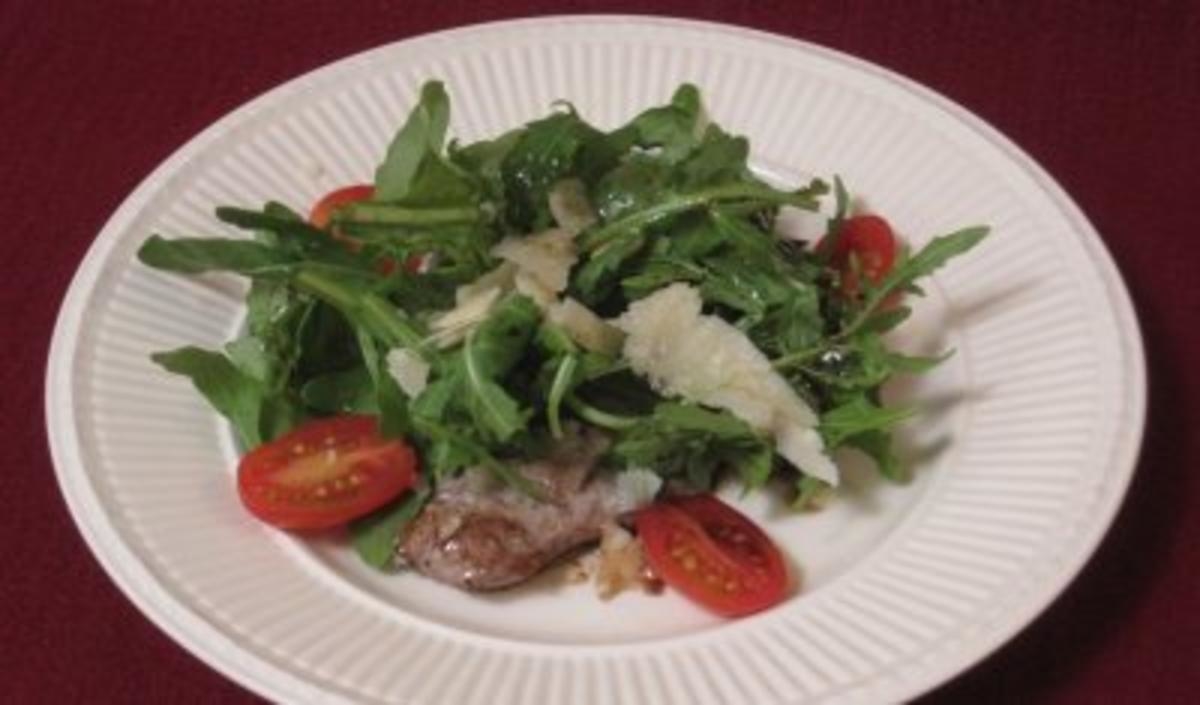 Paillard de boeuf auf Rucolasalat