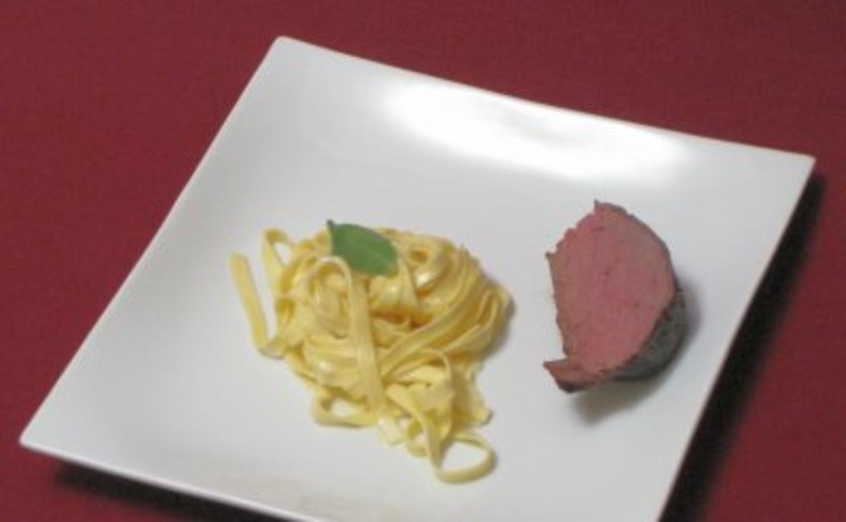 Getrüffelte Gorgonzola-Pasta an Rinderfilet