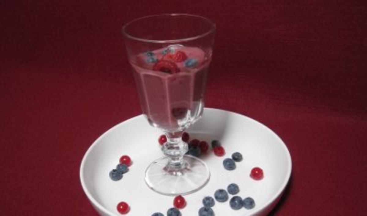 Fruchtschaum aus Beeren