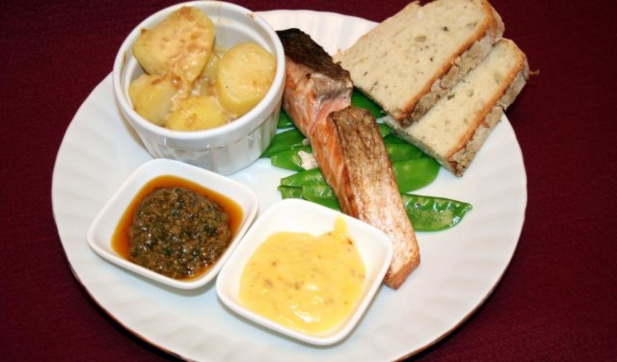 Lachs auf Frühlingsgemüse mit Rouille und Chimichurri