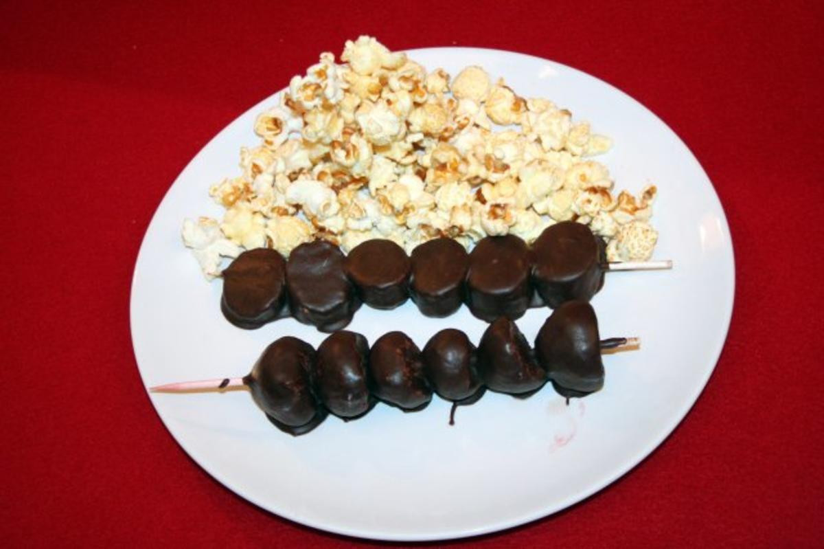 Zuckerwatte, Popcorn, Schokofrüchte