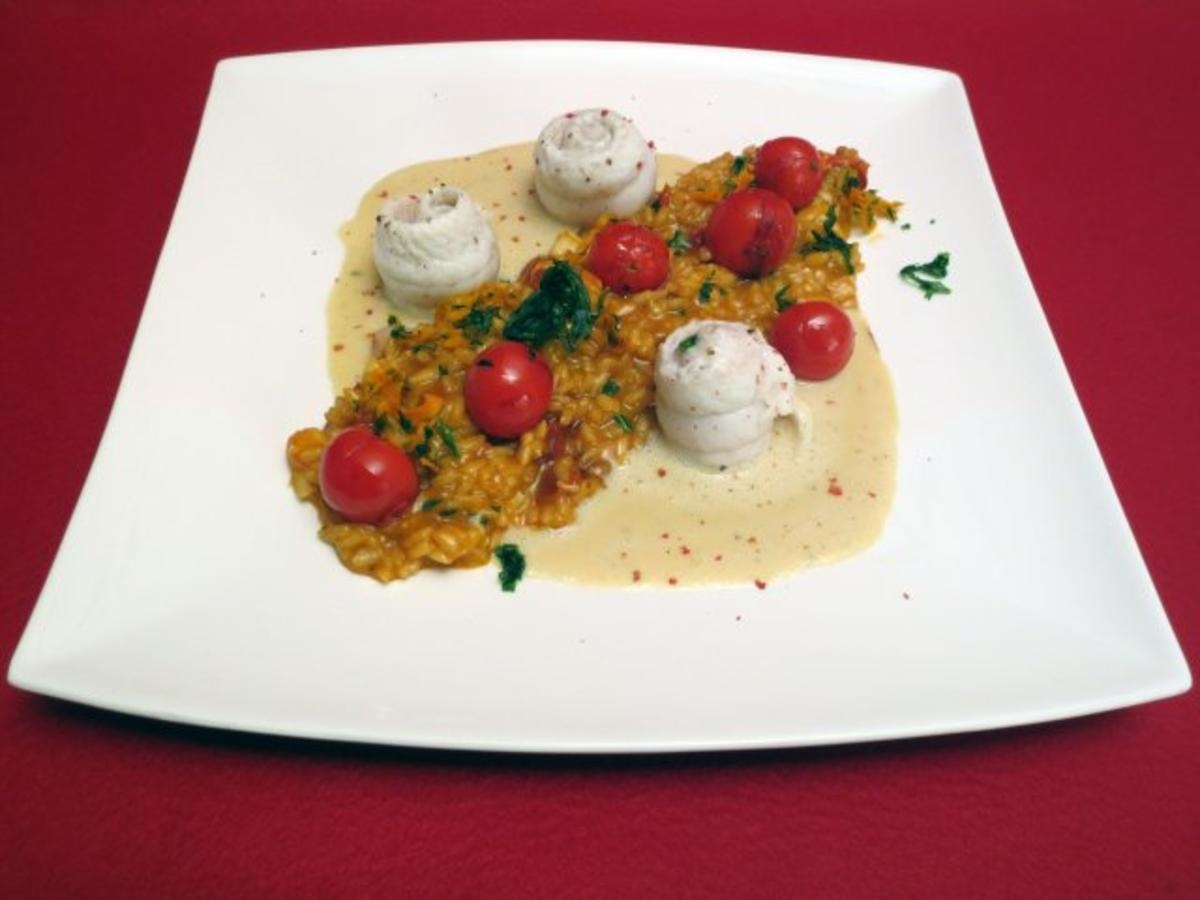 Flusskrebs-Risotto mit Seezungenfiletröllchen und Limetten-Senf-Soße