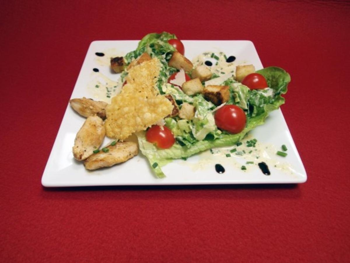 "Caesars Special" - Caesars Salad mit Hähnchenbrust