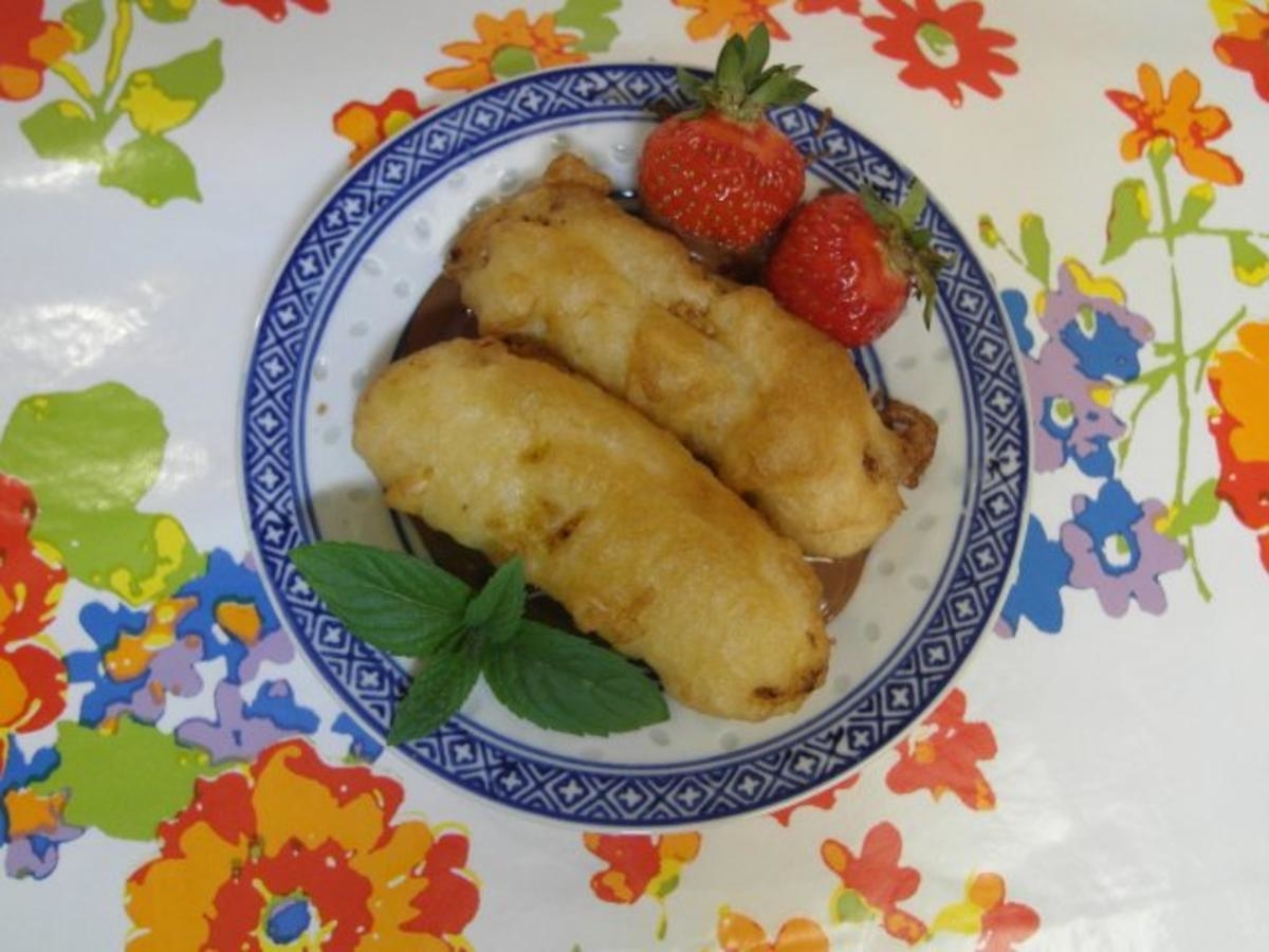 Tempura-Bananen mit flüssiger Schokolade