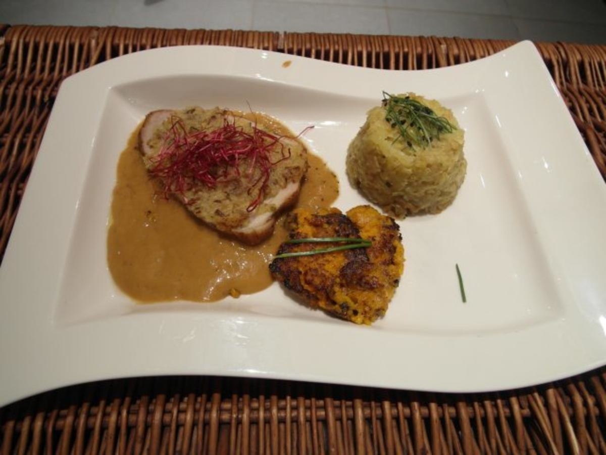 Schweineschinkenbraten unter Zwiebelkruste, Dunkelbier-Espuma, Döppekooche & Stemmelkort