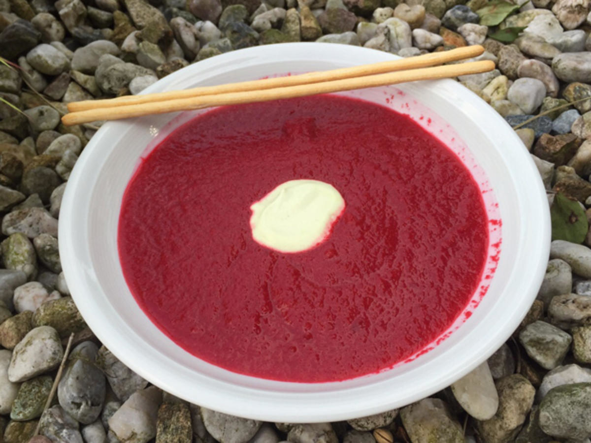 Samtige Rote-Bete-Suppe