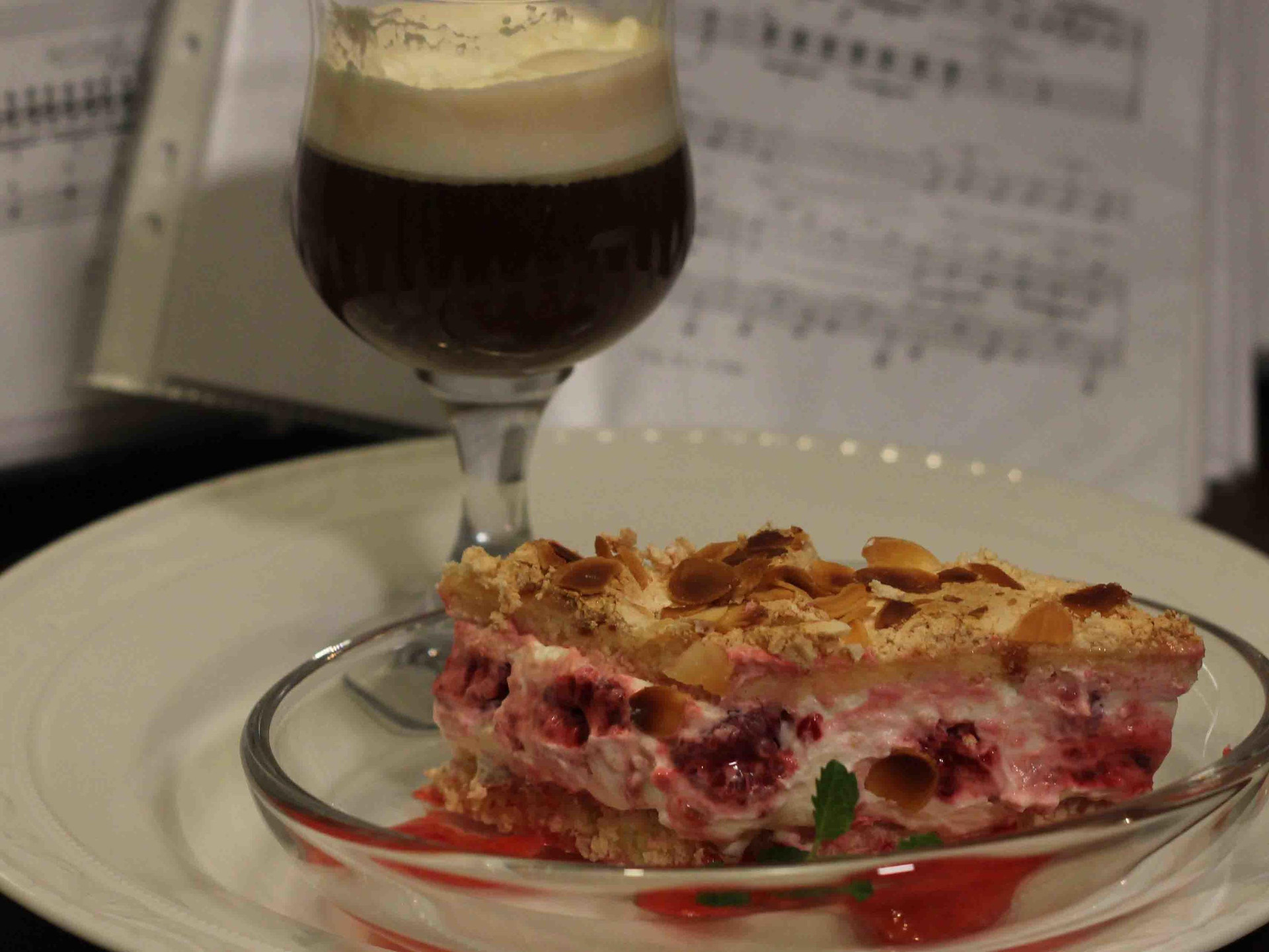 Himbeer-Torte mit Pharisäer