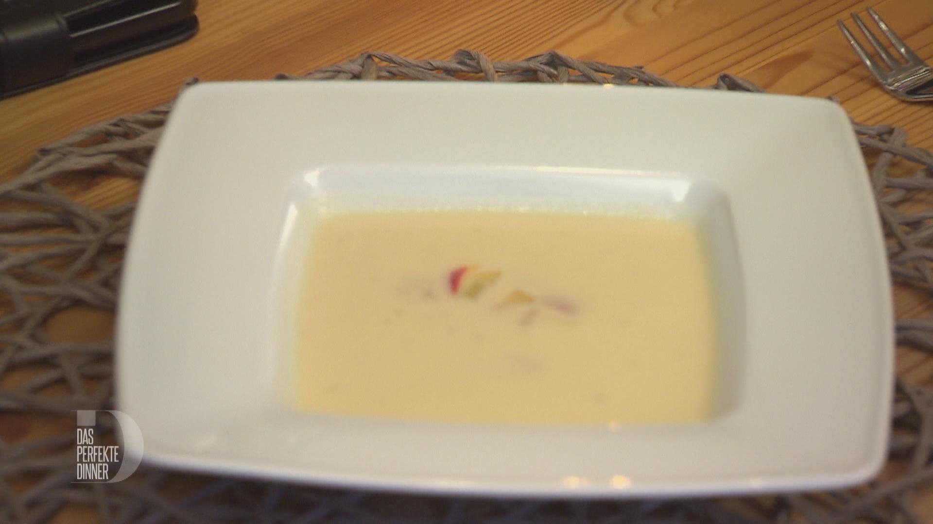 Sellerie-Apfel-Suppe