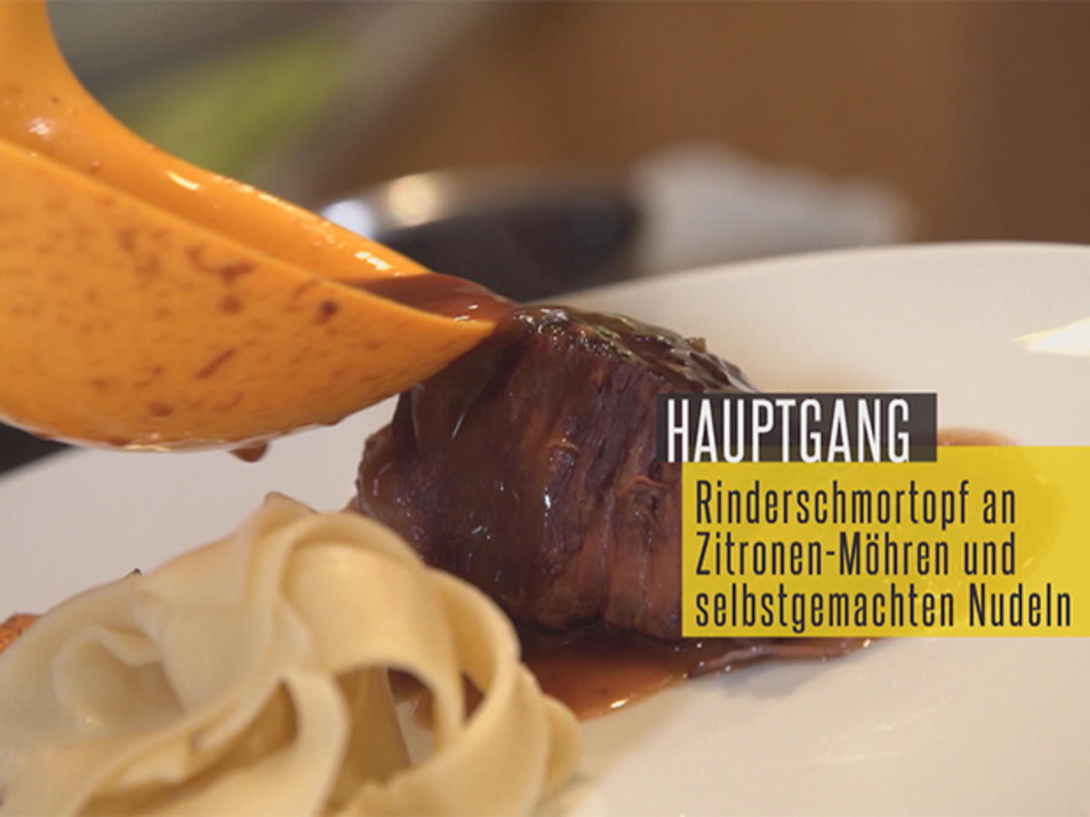 Rinderschmorbraten mit Bandnudeln und Zitronenmöhren