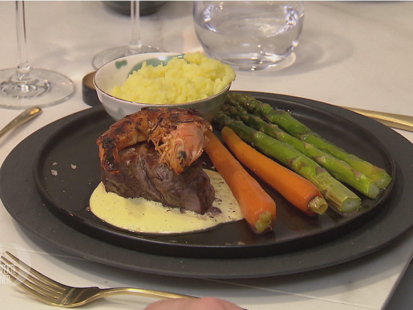 Surf &Turf: Türmchen aus Rinderfilet und Gamba