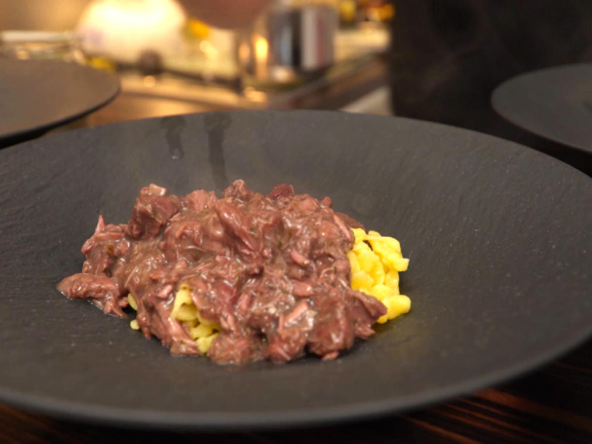 Lammragout mit selbstgemachten Spätzle