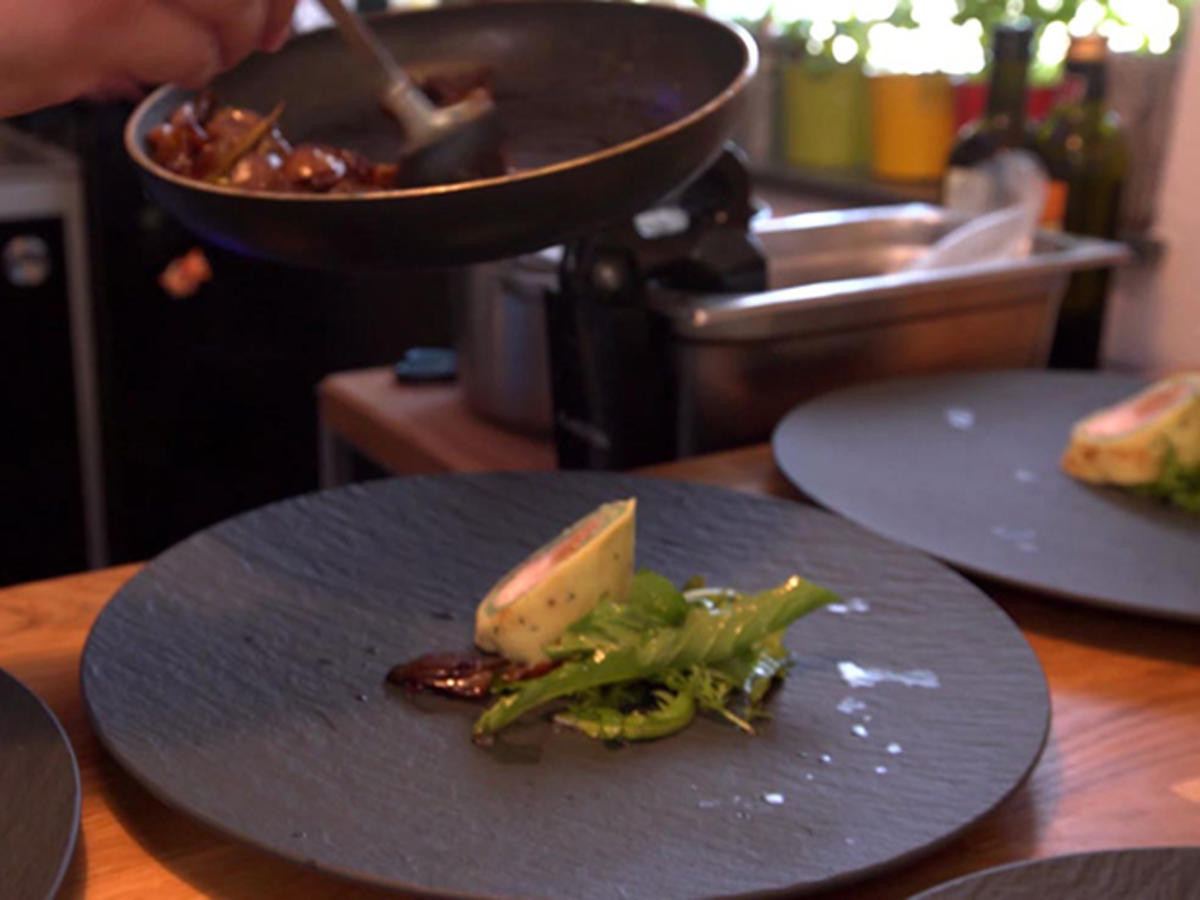 Mit Couscous gefüllter Kaninchenrücken