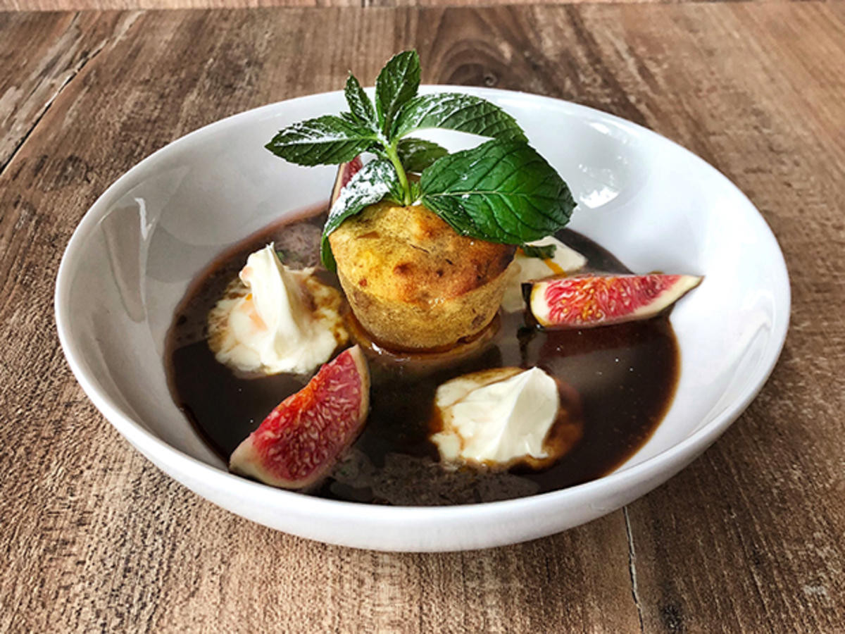 Dattelkuchen mit Feigen (Nina Bott)