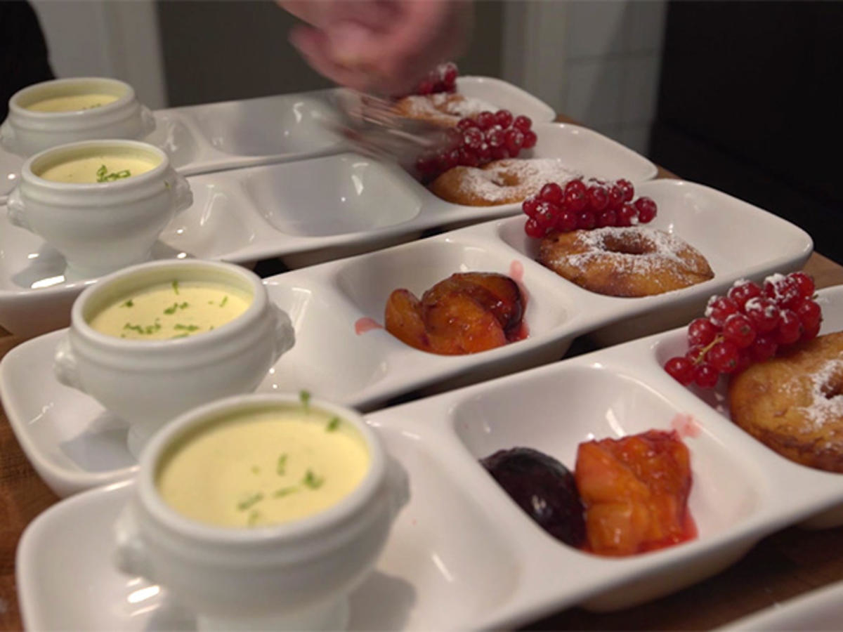 ,,Der Himmel der Bayern‘‘: Apfelkücherl mit Bayrischer Creme