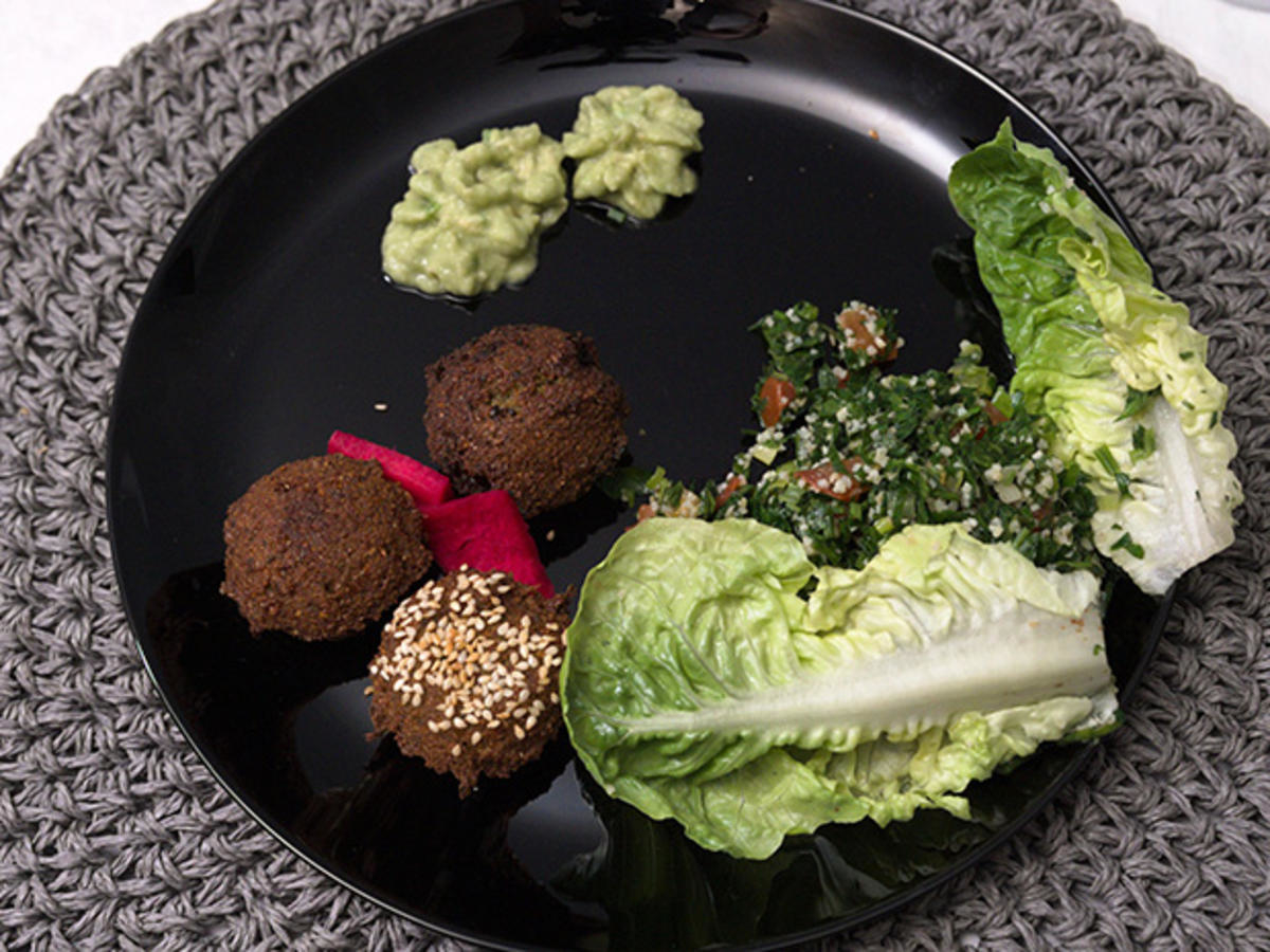 Falafel Mezeh mit Tabouleh