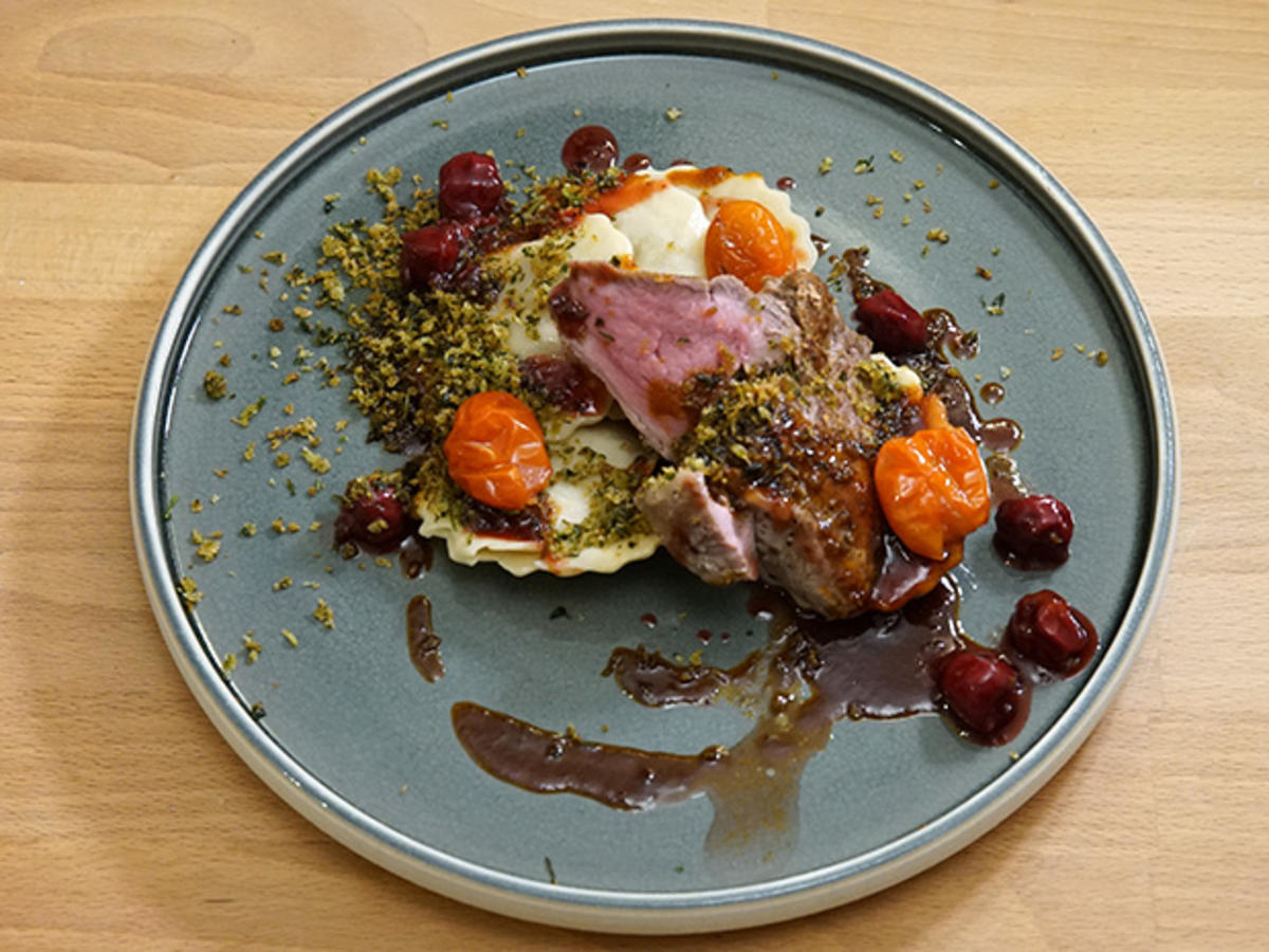 Bild zu: "Junges Weidevieh – Wald, Frucht und Crunch"