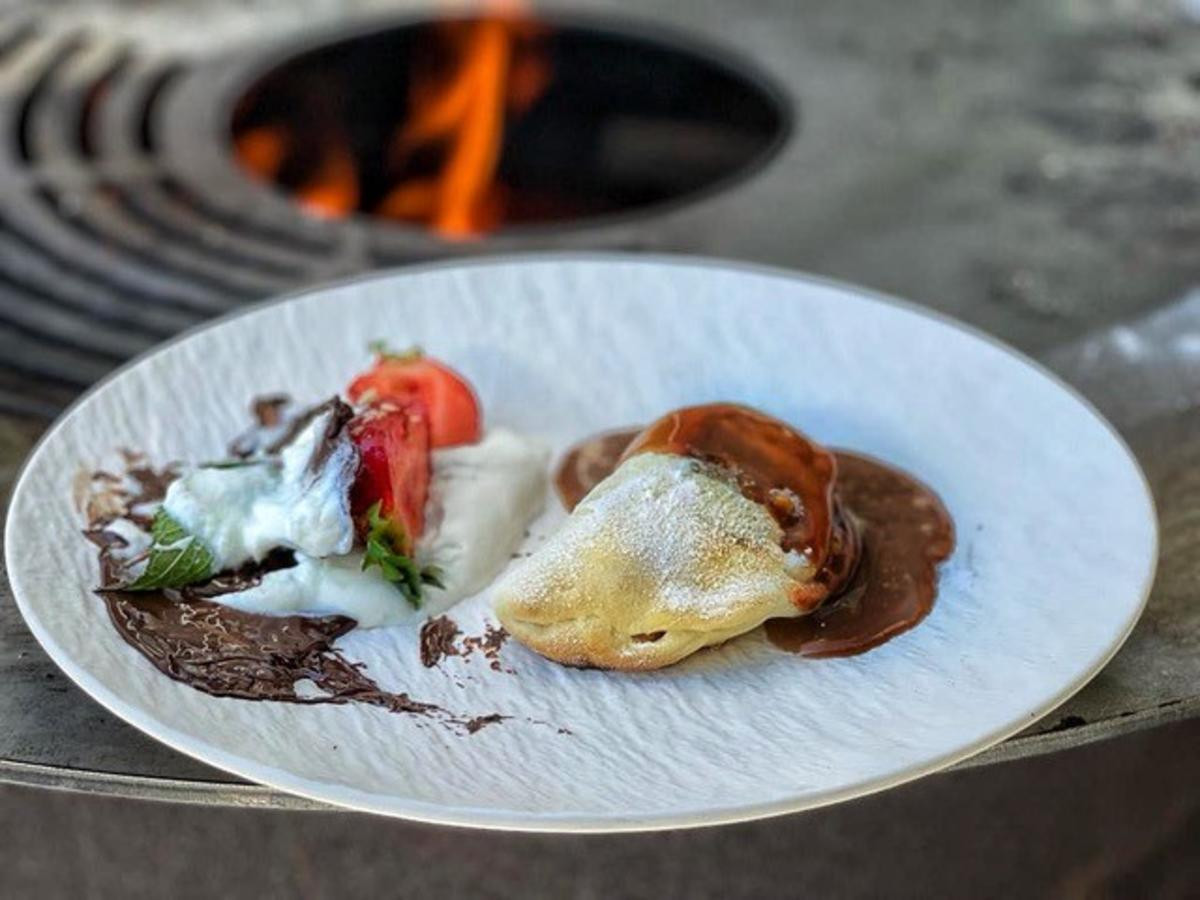 Gegrillte süße Calzone (Pietro Lombardi)