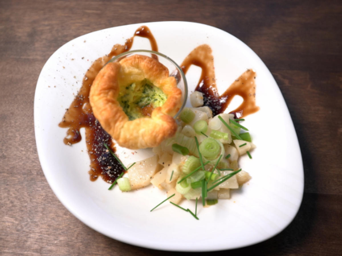 Ziegenkäseküchlein mit Balsamico- Mairübchen