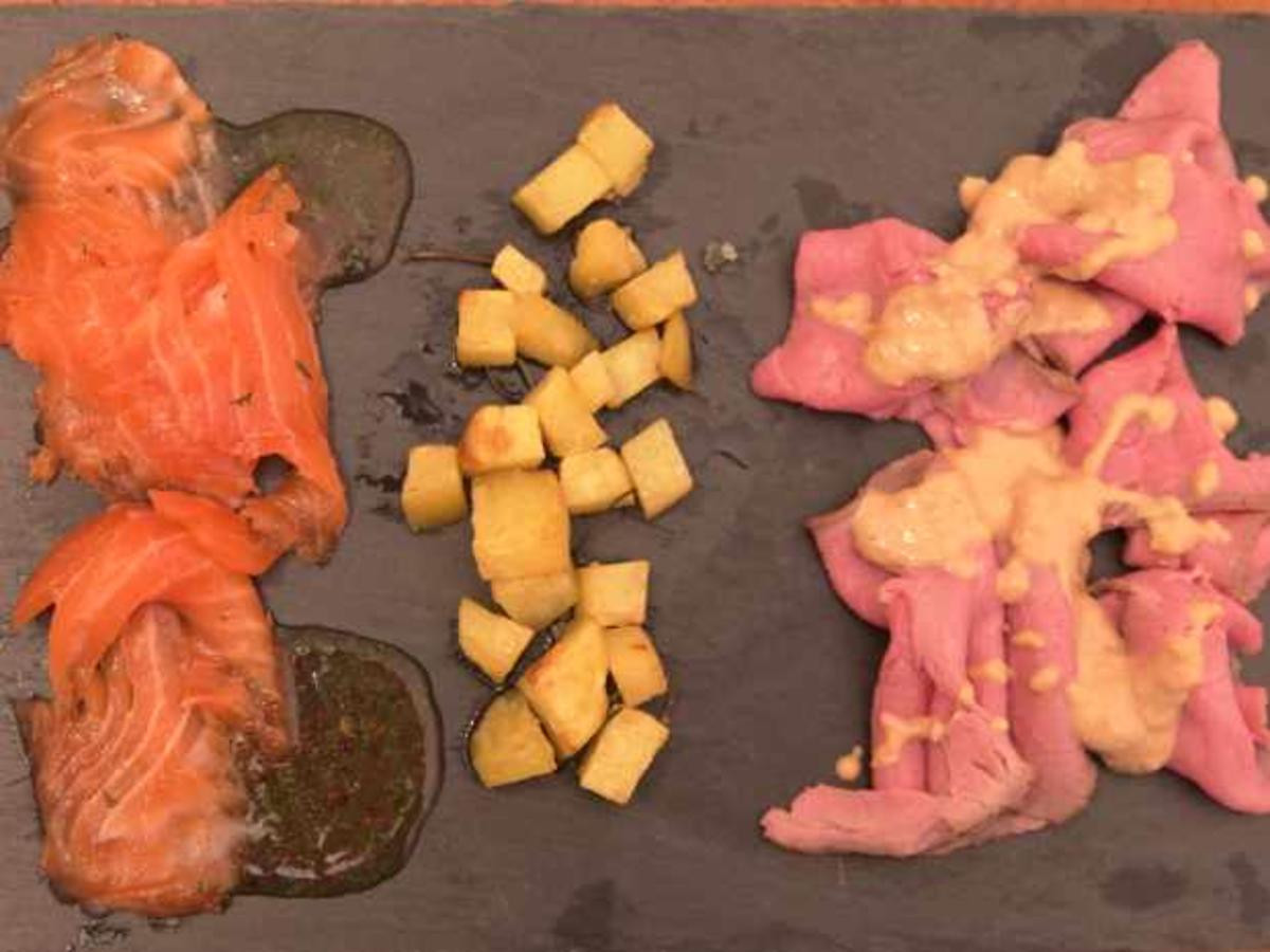 Kalbfleisch mit Thunfischsauce und mit Limoncello gebeizter Lachs